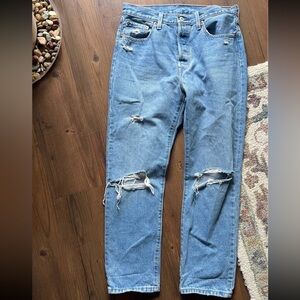Levi's Distressed Straight Jeans
